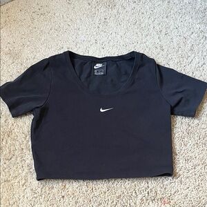 Nike Sportswear crop tee